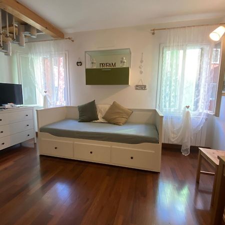 Апартаменти Ciosot House Кіоджа Екстер'єр фото